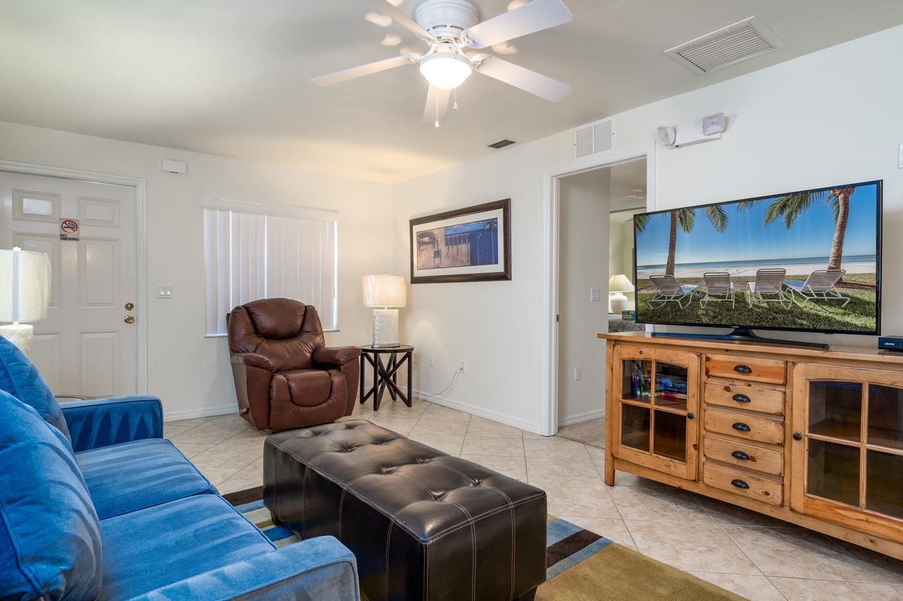 Gulf Breeze Condos Fort Myers Beach Exteriör bild
