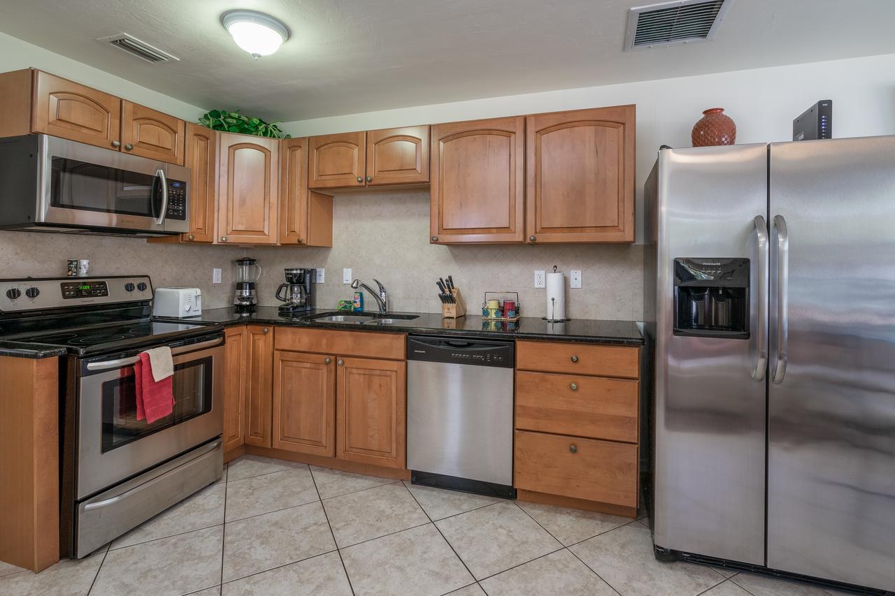 Gulf Breeze Condos Fort Myers Beach Exteriör bild